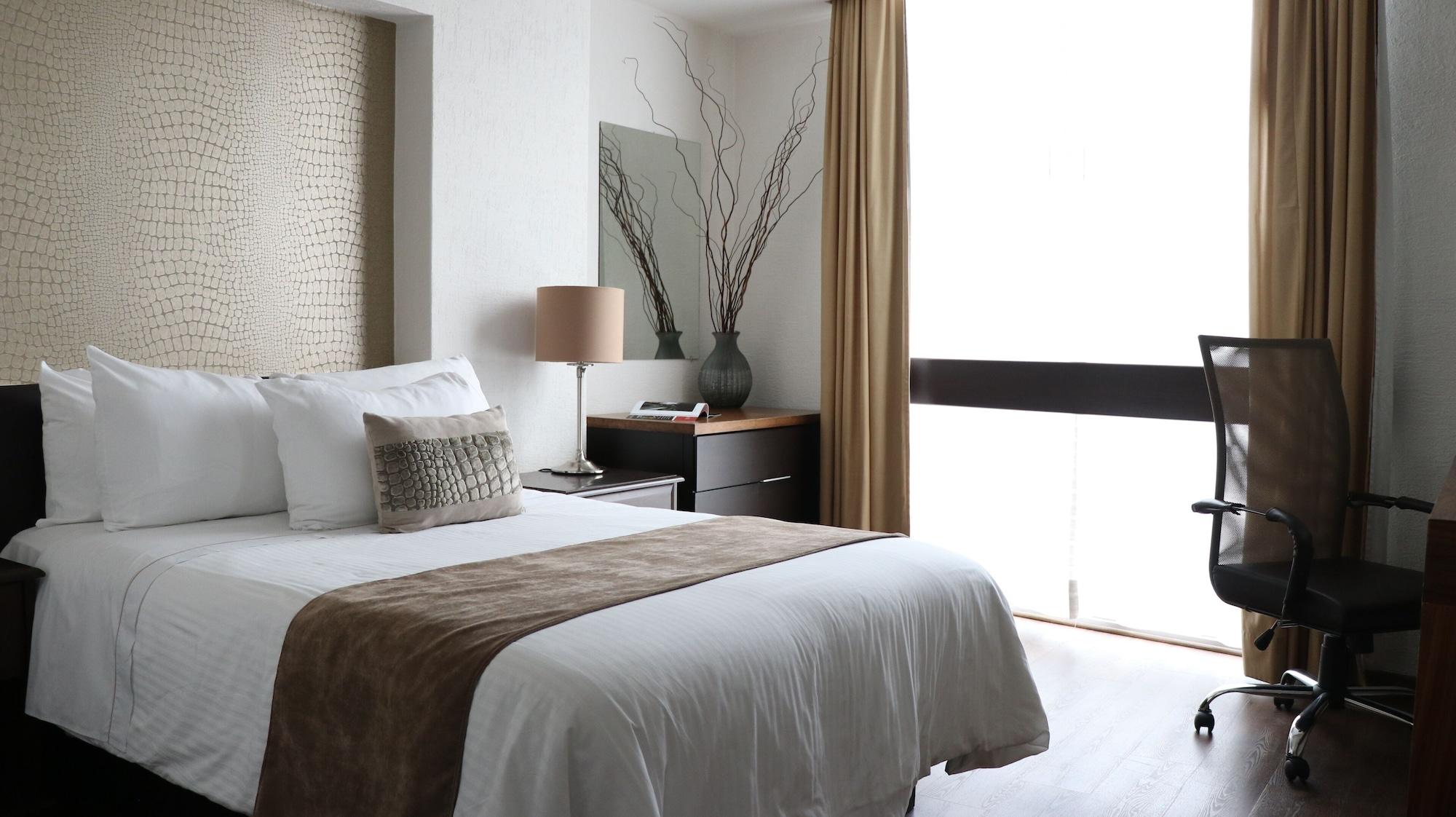 Meson Ejecutivo Guadalajara Minerva - Av Mexico Hotel Екстериор снимка