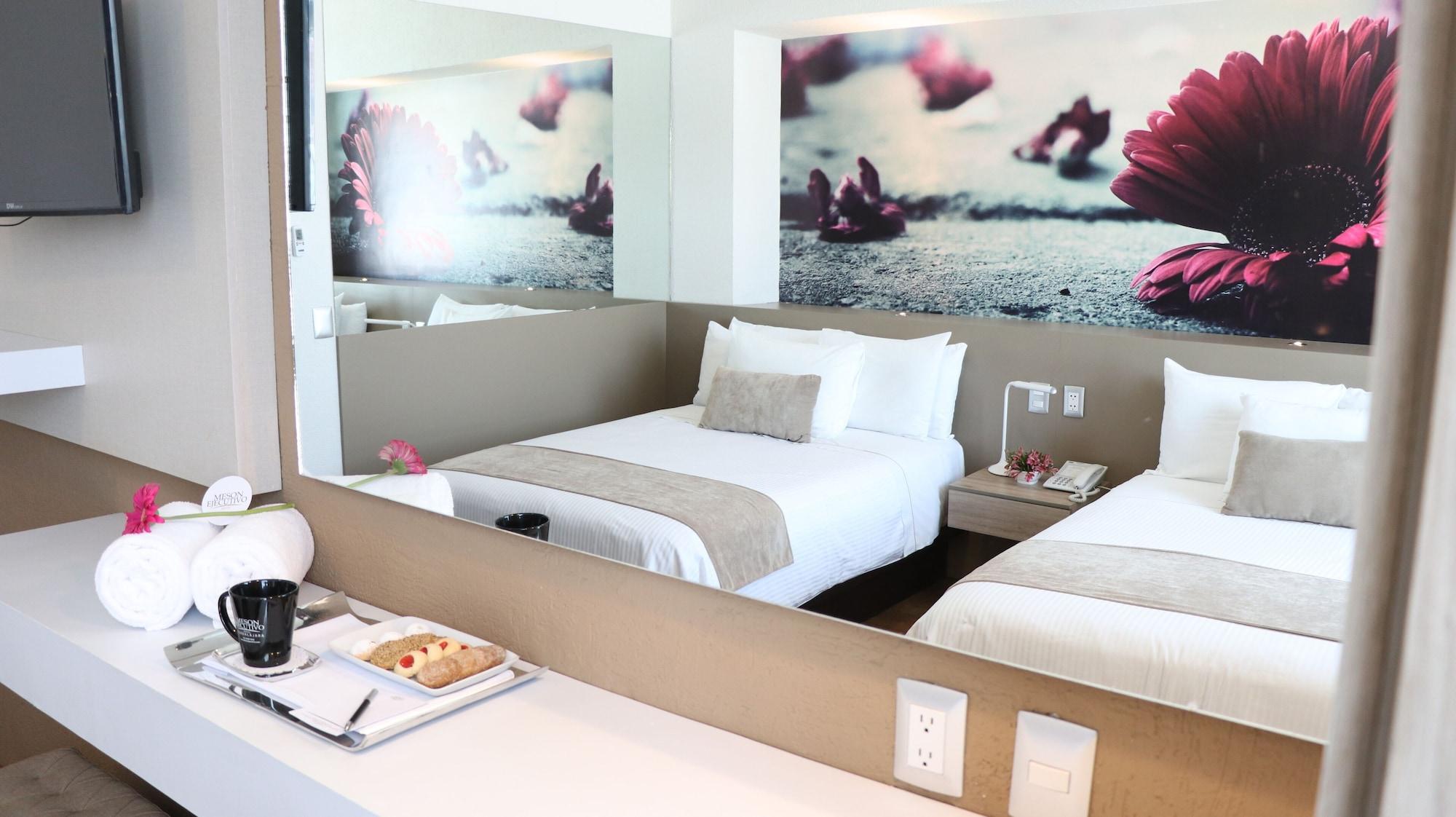Meson Ejecutivo Guadalajara Minerva - Av Mexico Hotel Екстериор снимка