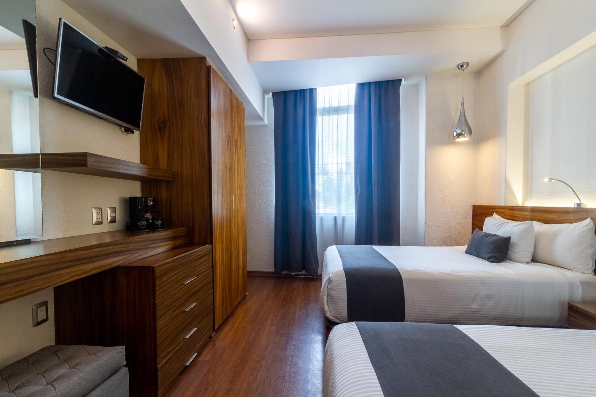Meson Ejecutivo Guadalajara Minerva - Av Mexico Hotel Екстериор снимка