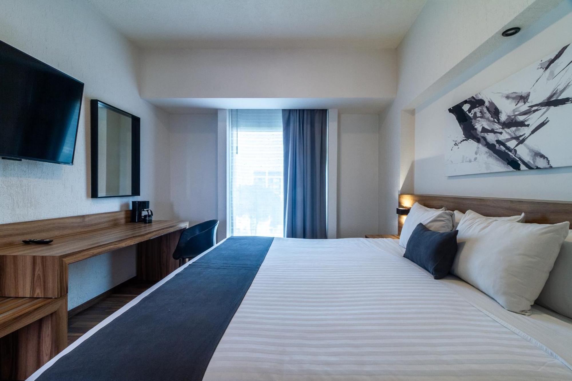 Meson Ejecutivo Guadalajara Minerva - Av Mexico Hotel Екстериор снимка
