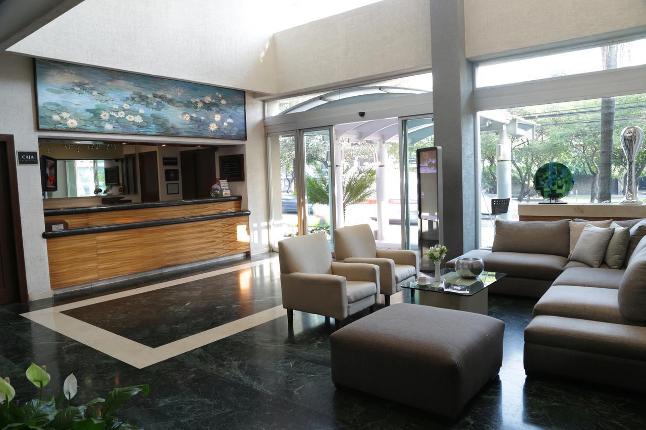 Meson Ejecutivo Guadalajara Minerva - Av Mexico Hotel Екстериор снимка